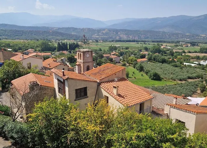 Holiday home Le Castell De Joch